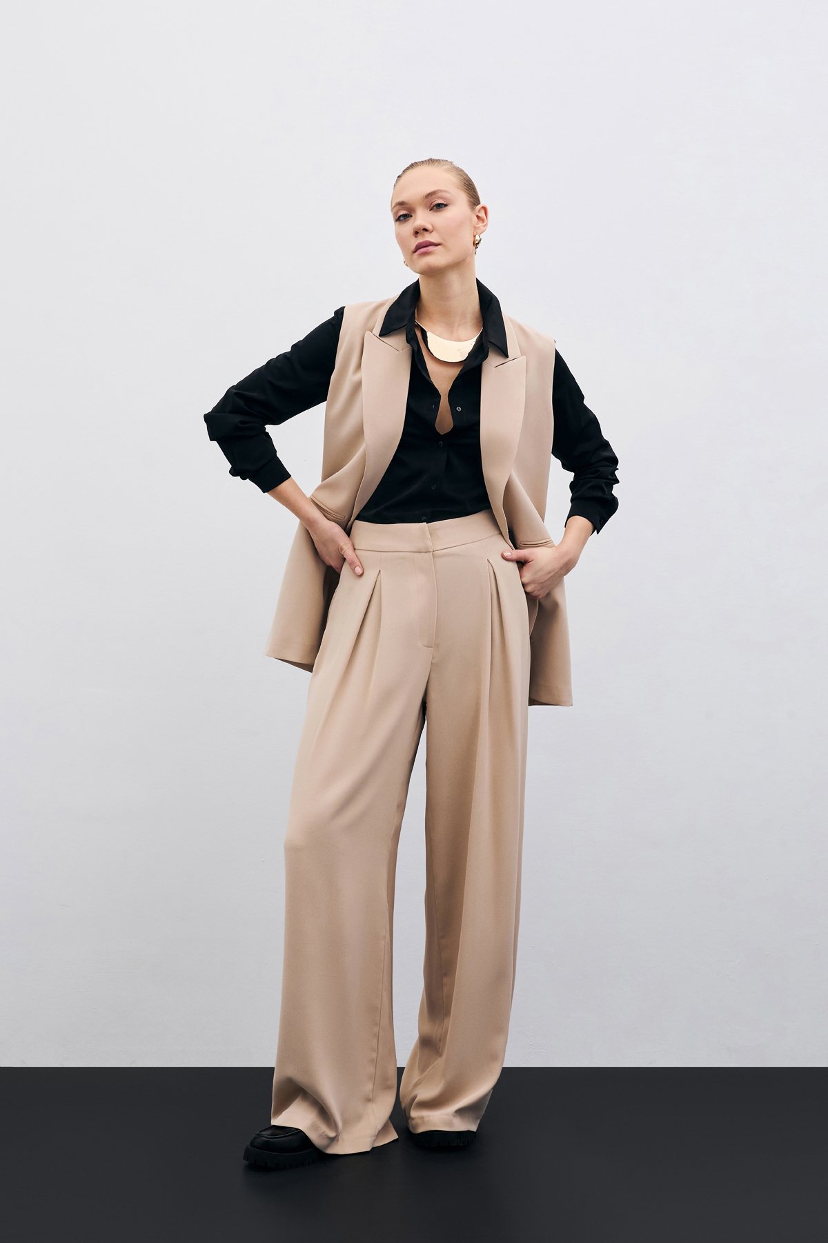 Yüksek Bel Bol Paça Pantolon - Bej