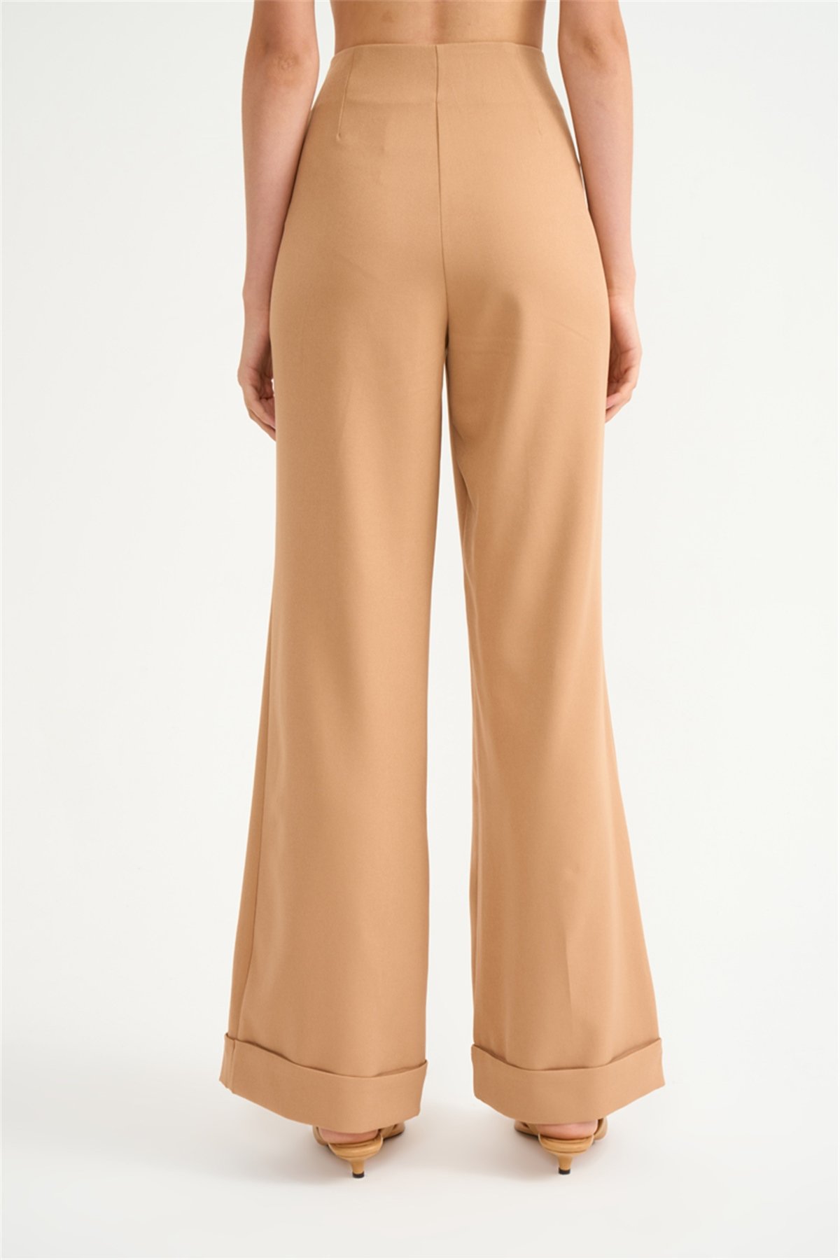Yüksek bel düğme detaylı pantolon - CAMEL