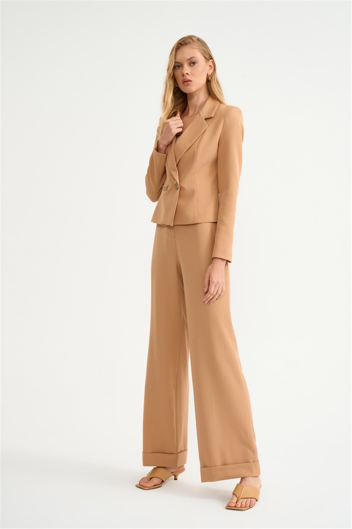 Yüksek bel düğme detaylı pantolon - CAMEL