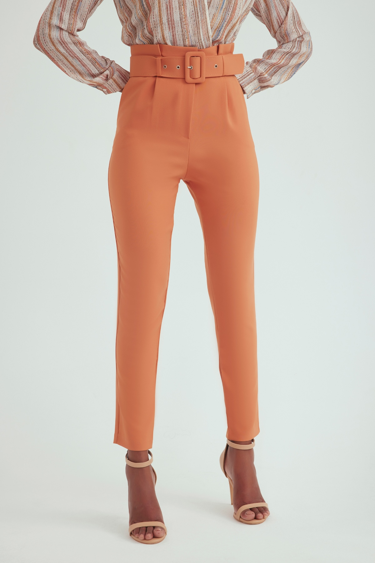 Belt Detail High Waist Pant - CARAMEL