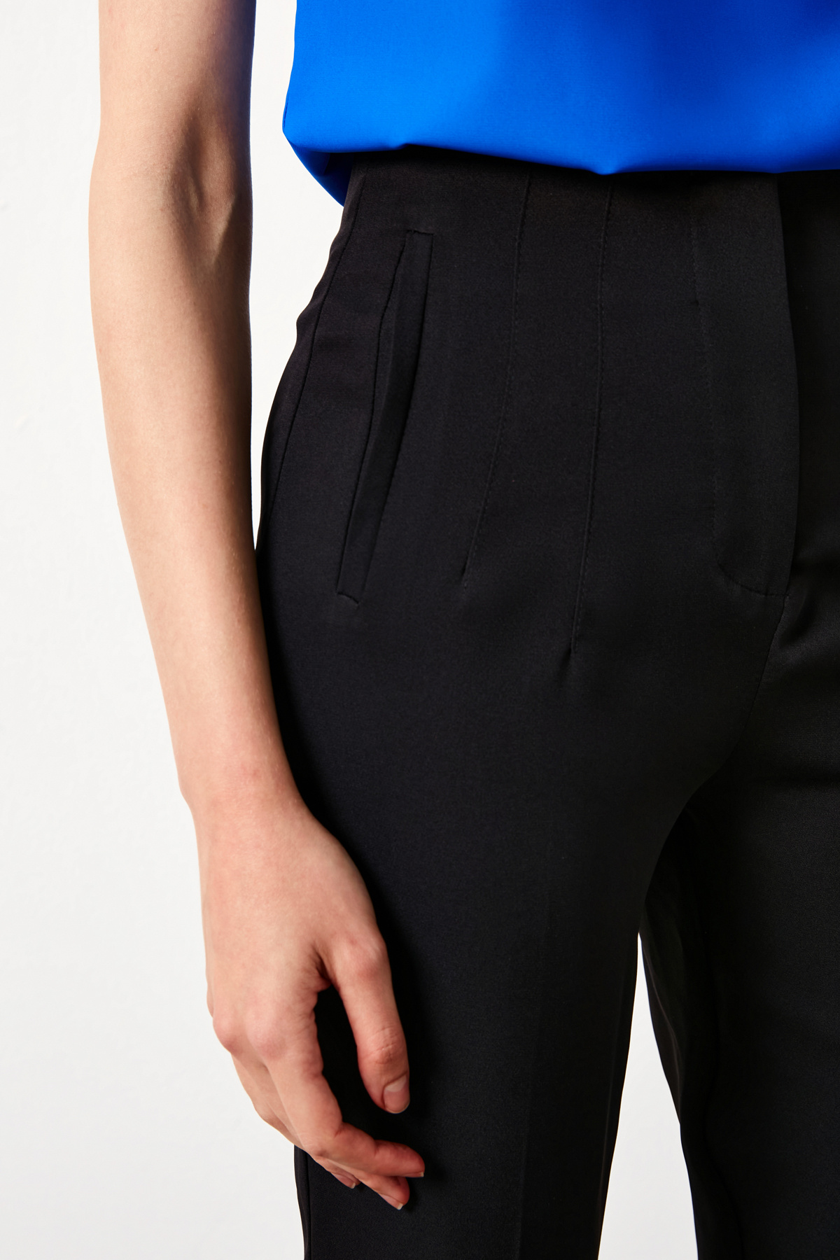 Yüksek Bel Pensli Pantolon - SİYAH