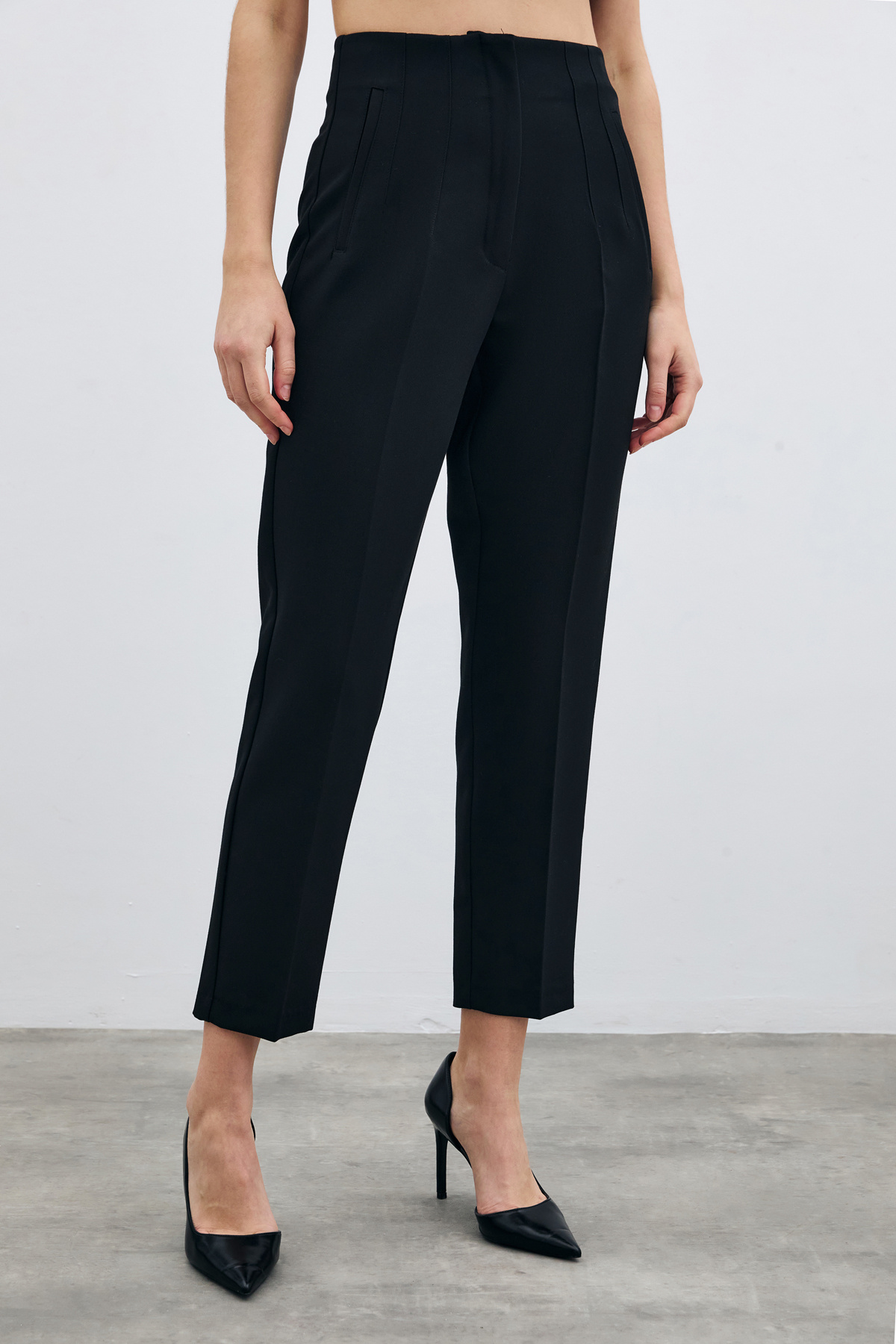 Yüksek Bel Pensli Pantolon - Siyah
