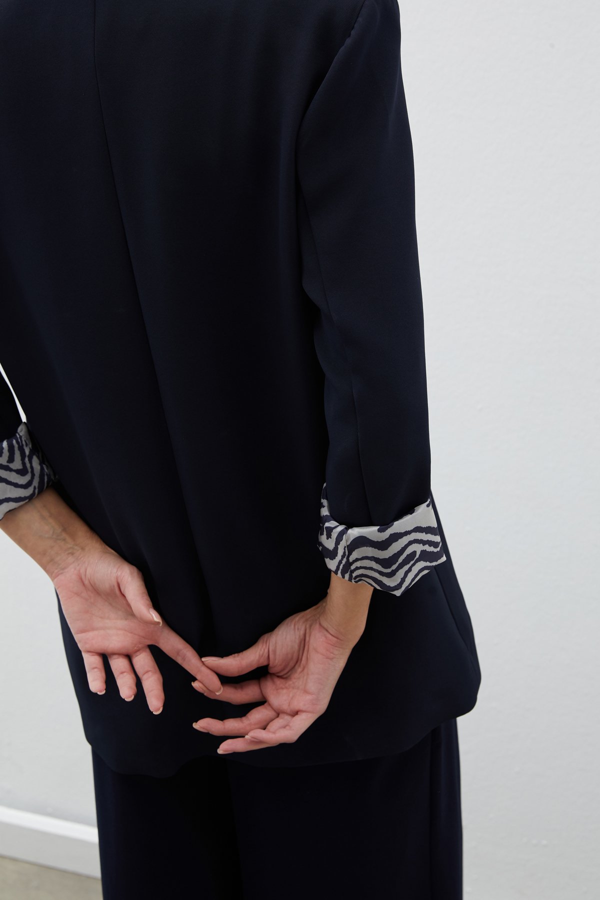 Zebra Astarlı Uzun Ceket - LACİVERT