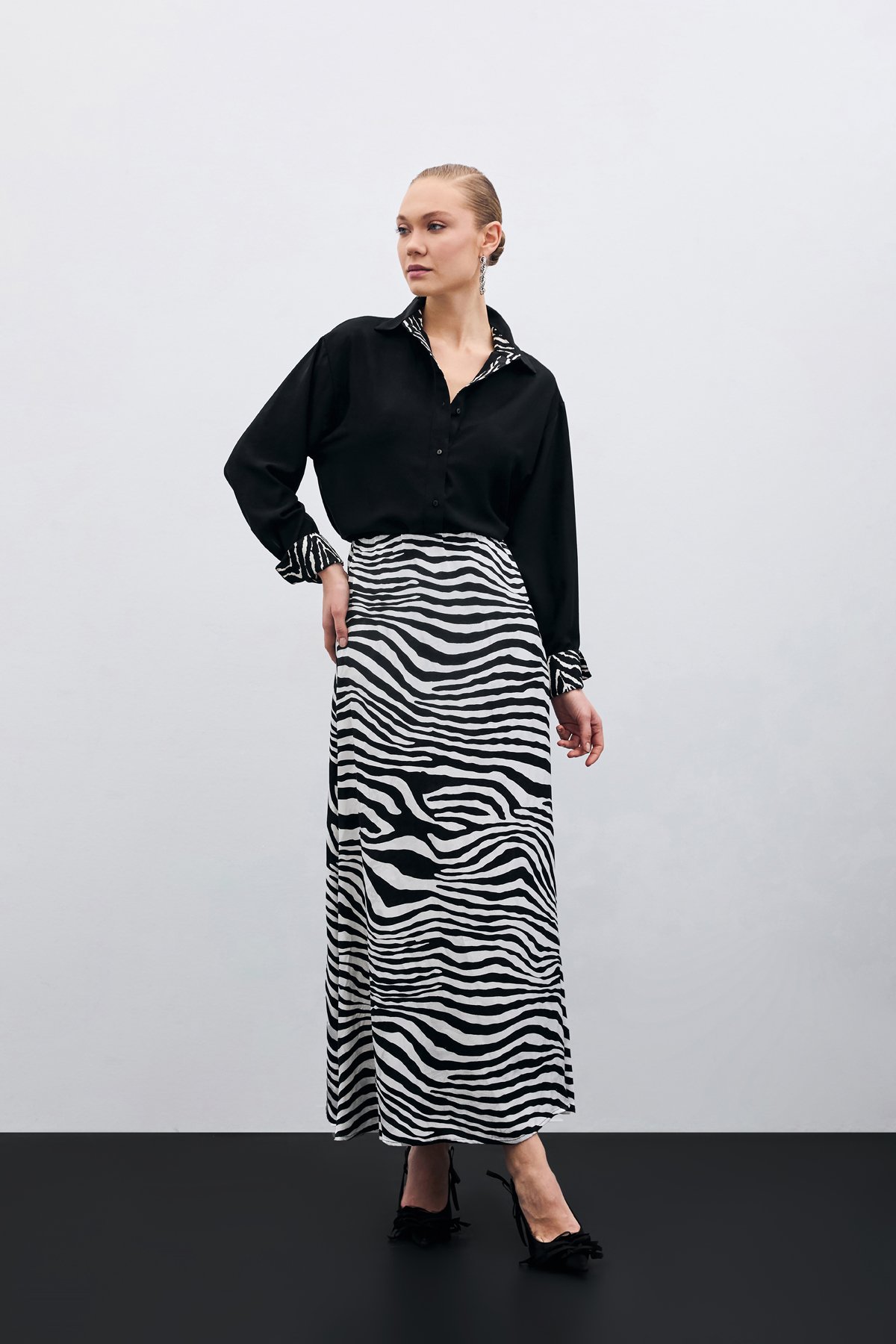 Zebra Desen Etek - Siyah