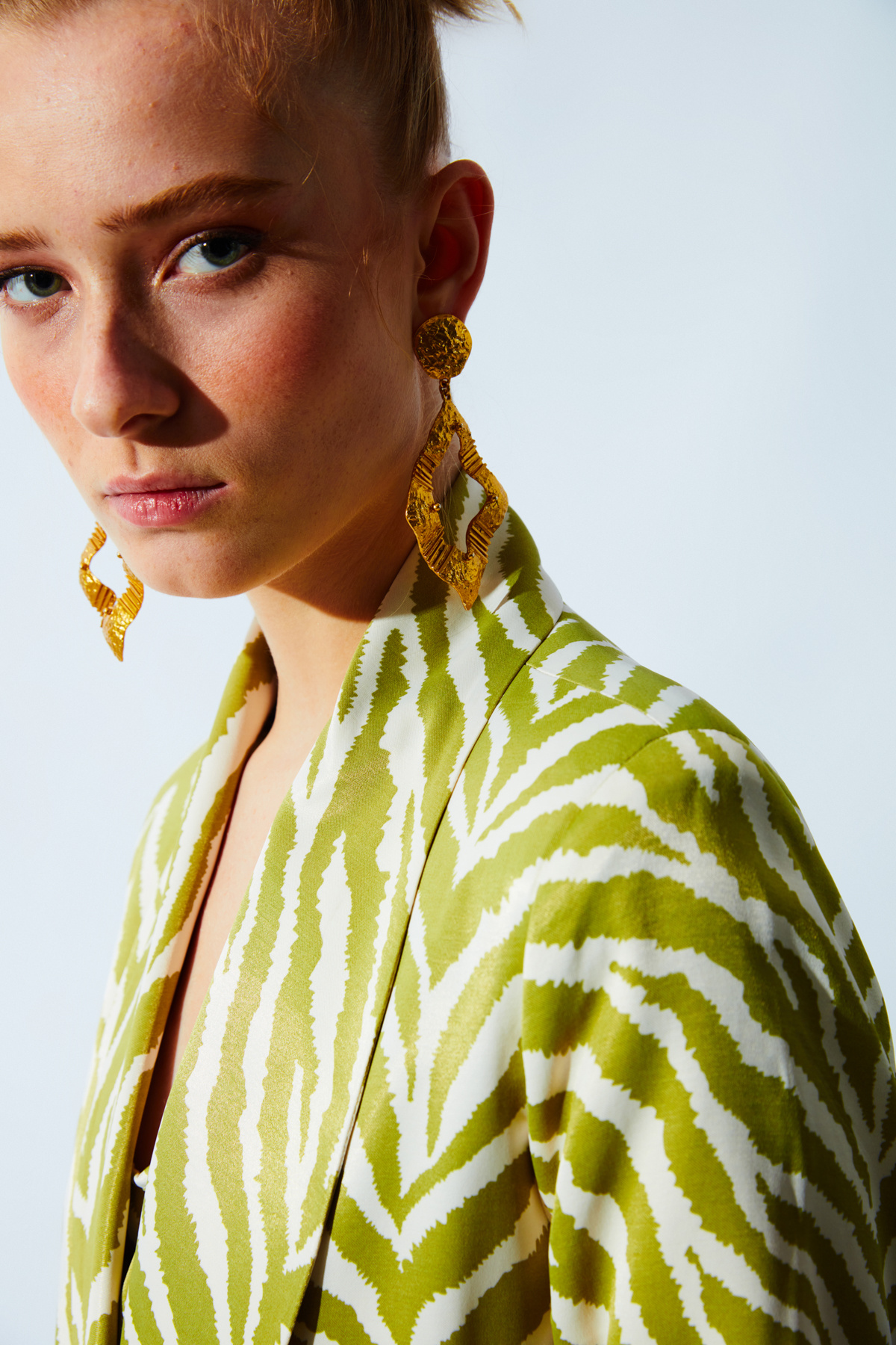 Zebra desenli kuşaklı ceket - YAĞ YEŞİLİ