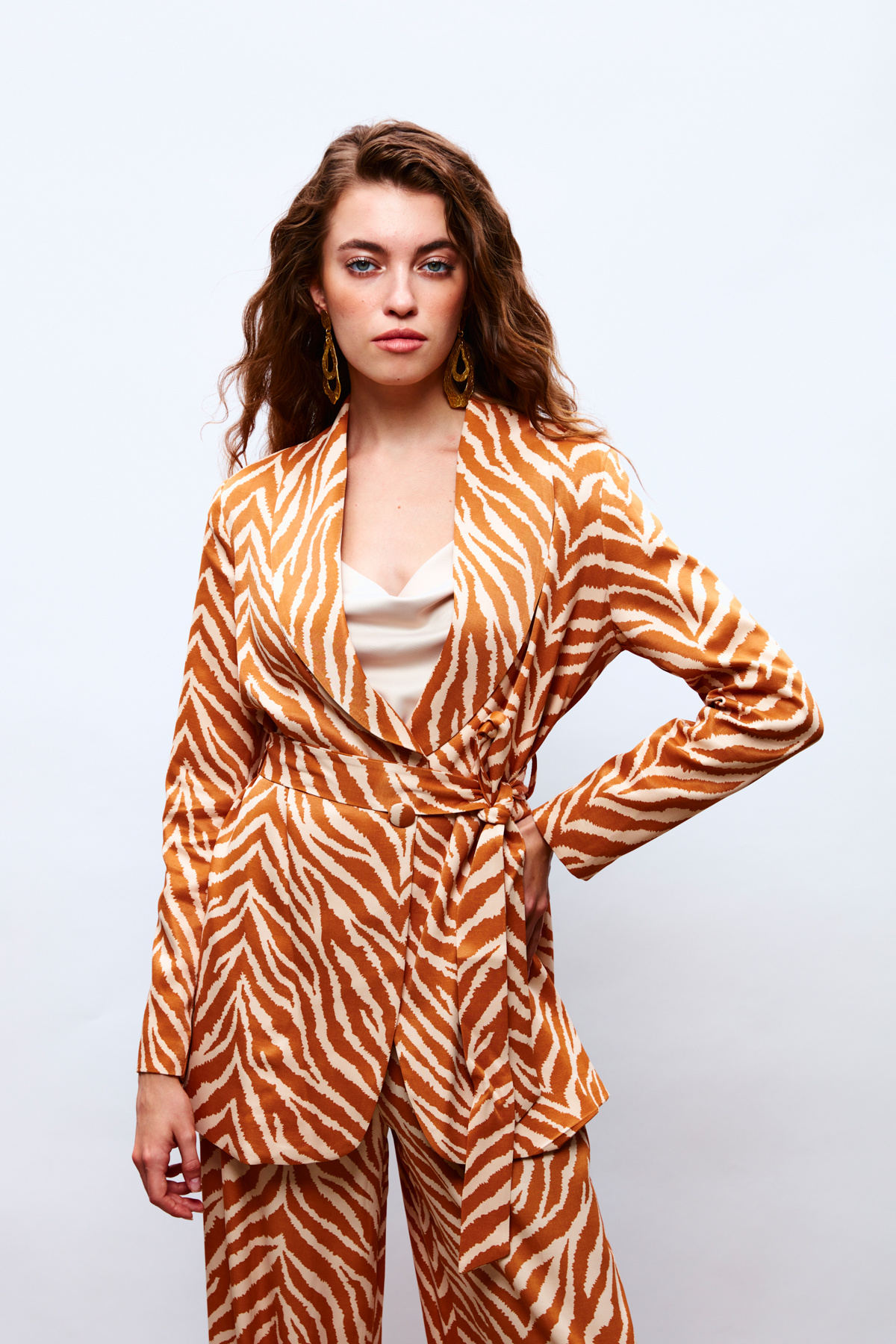 Zebra Desenli Kuşaklı Saten Ceket - CAMEL