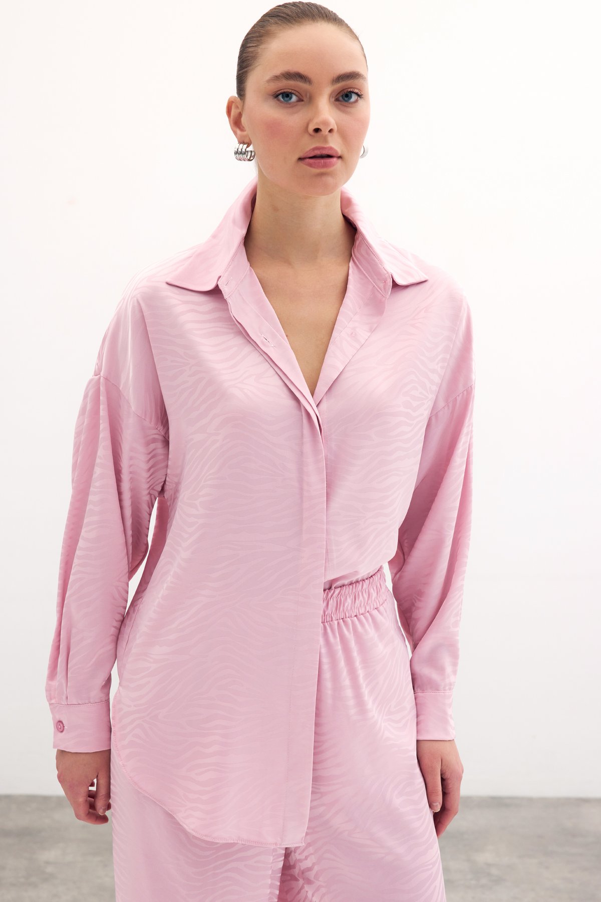 Zebra Desenli Salaş Gömlek - Pudra