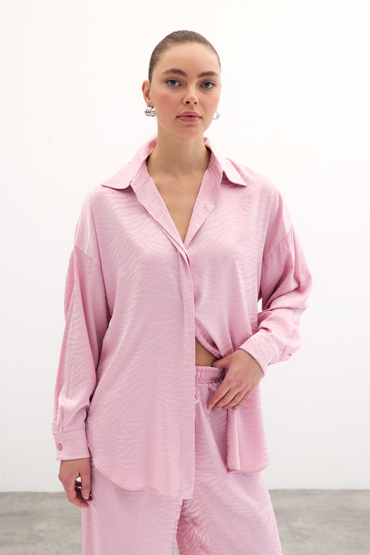 Zebra Desenli Salaş Gömlek - Pudra