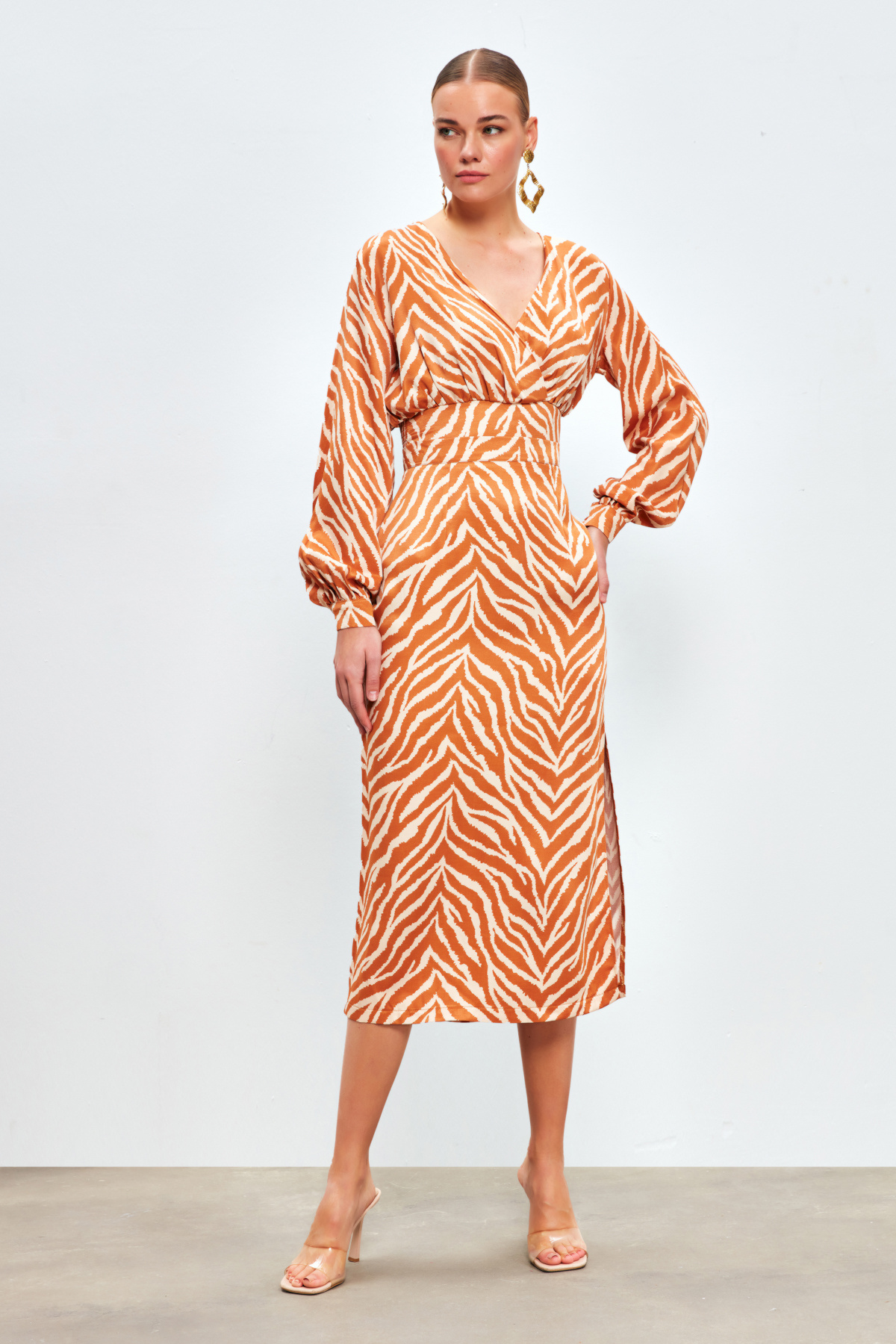 Zebra Desenli Saten Etek - CAMEL