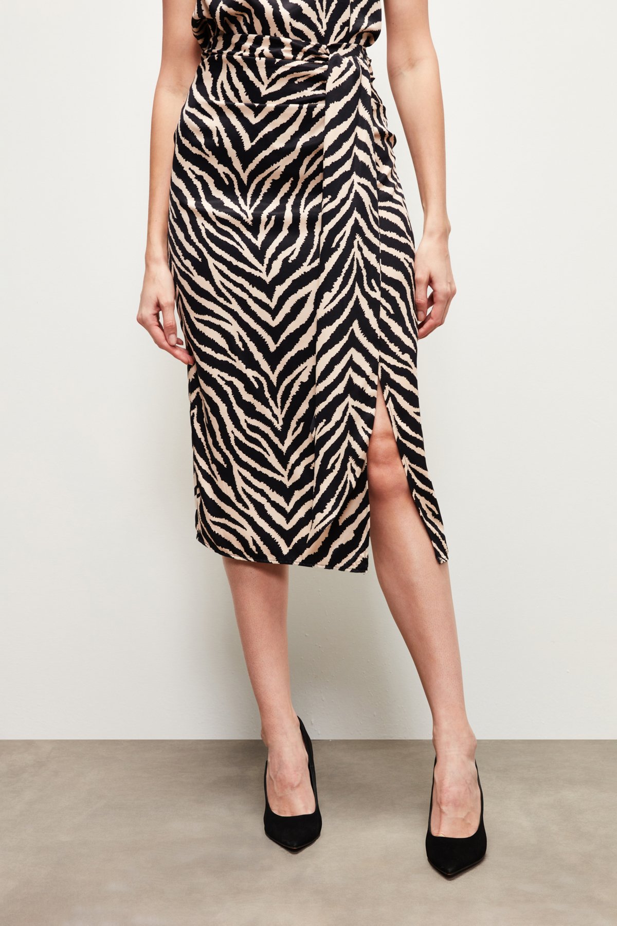 Zebra Desenli Saten Etek - SİYAH