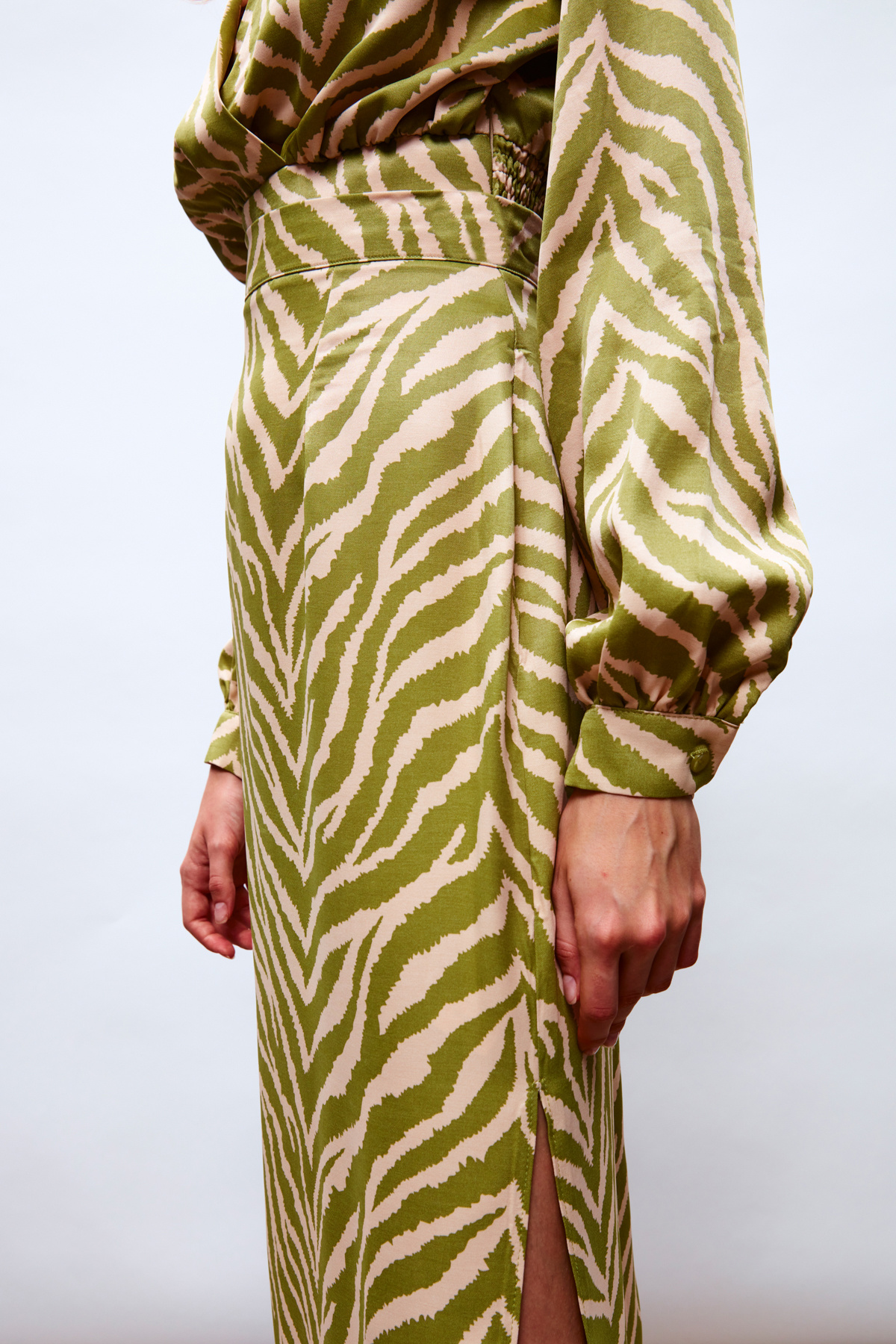 Zebra Desenli Saten Etek - YEŞİL