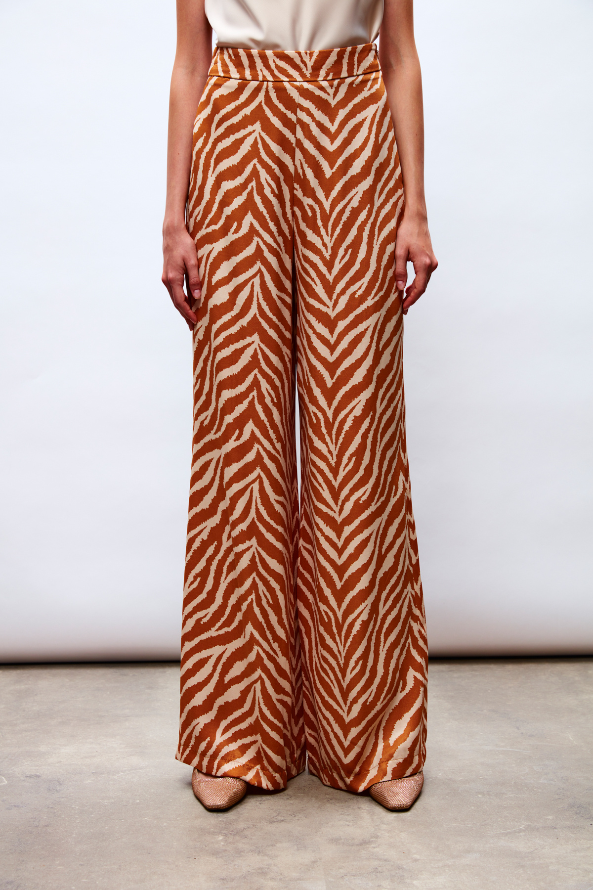 Zebra Desenli Saten Pantolon - CAMEL