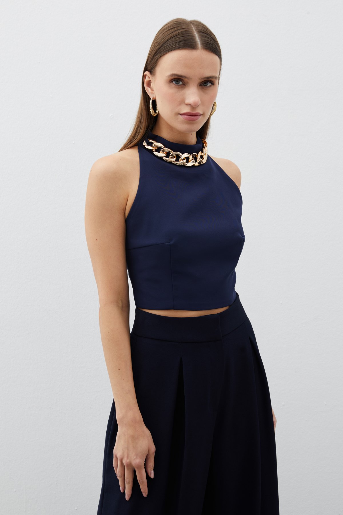 Zincir Aksesuarlı Crop Bluz - LACİVERT