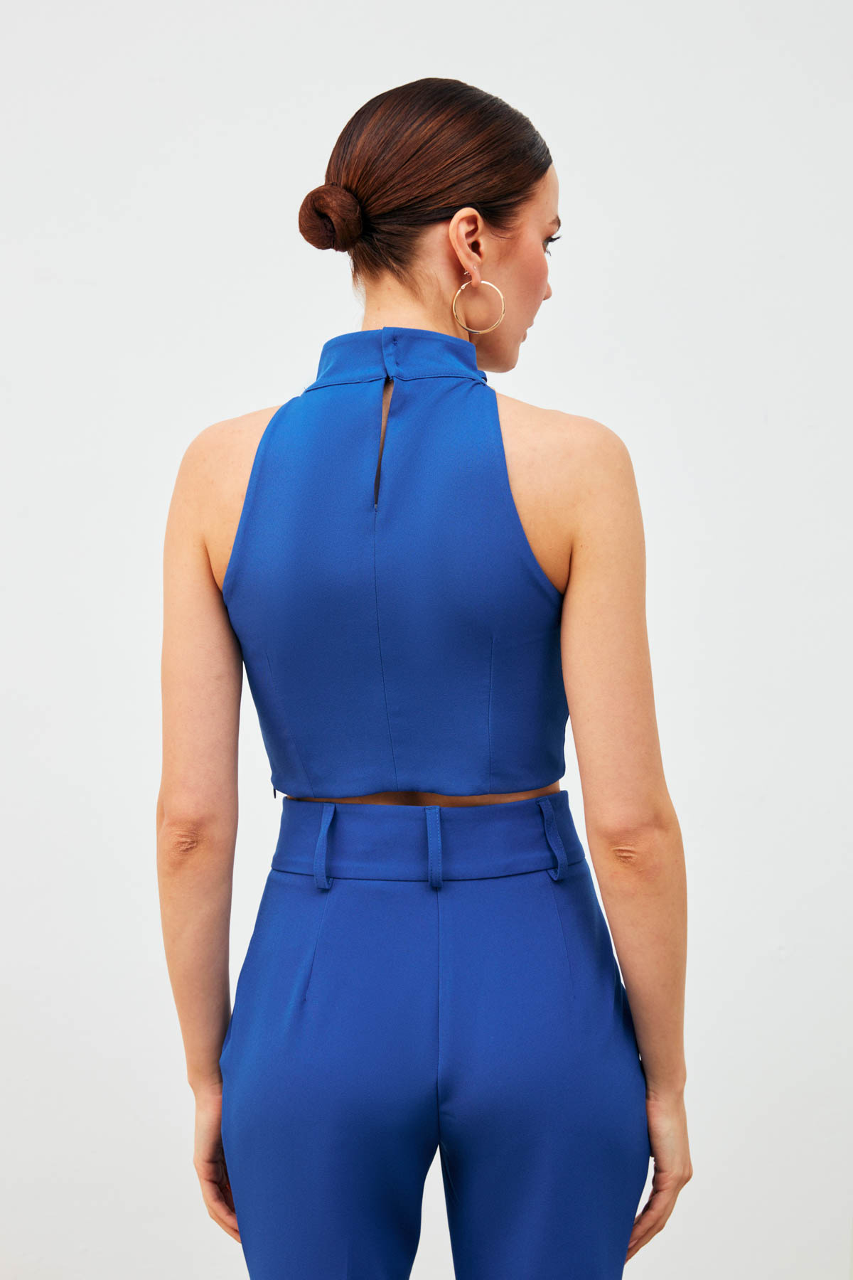 Zincir Aksesuarlı Crop Bluz - SAX MAVİ