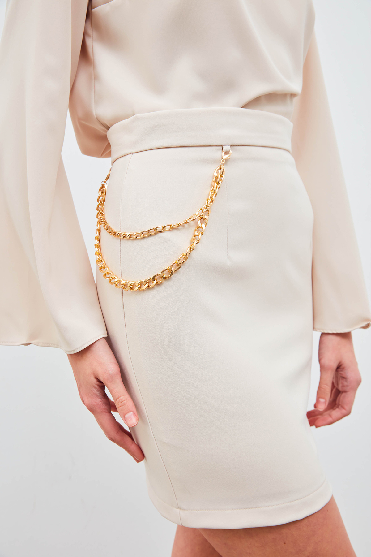 Zincir Aksesuarlı Mini Etek - BEJ