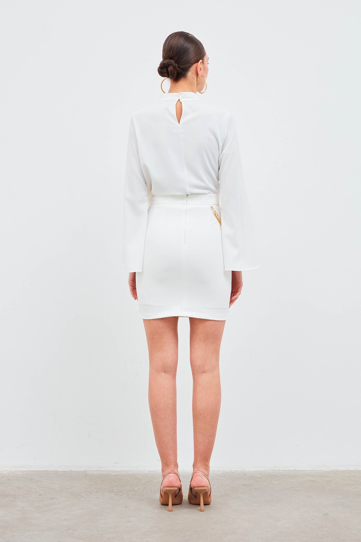 Zincir Aksesuarlı Mini Etek - EKRU