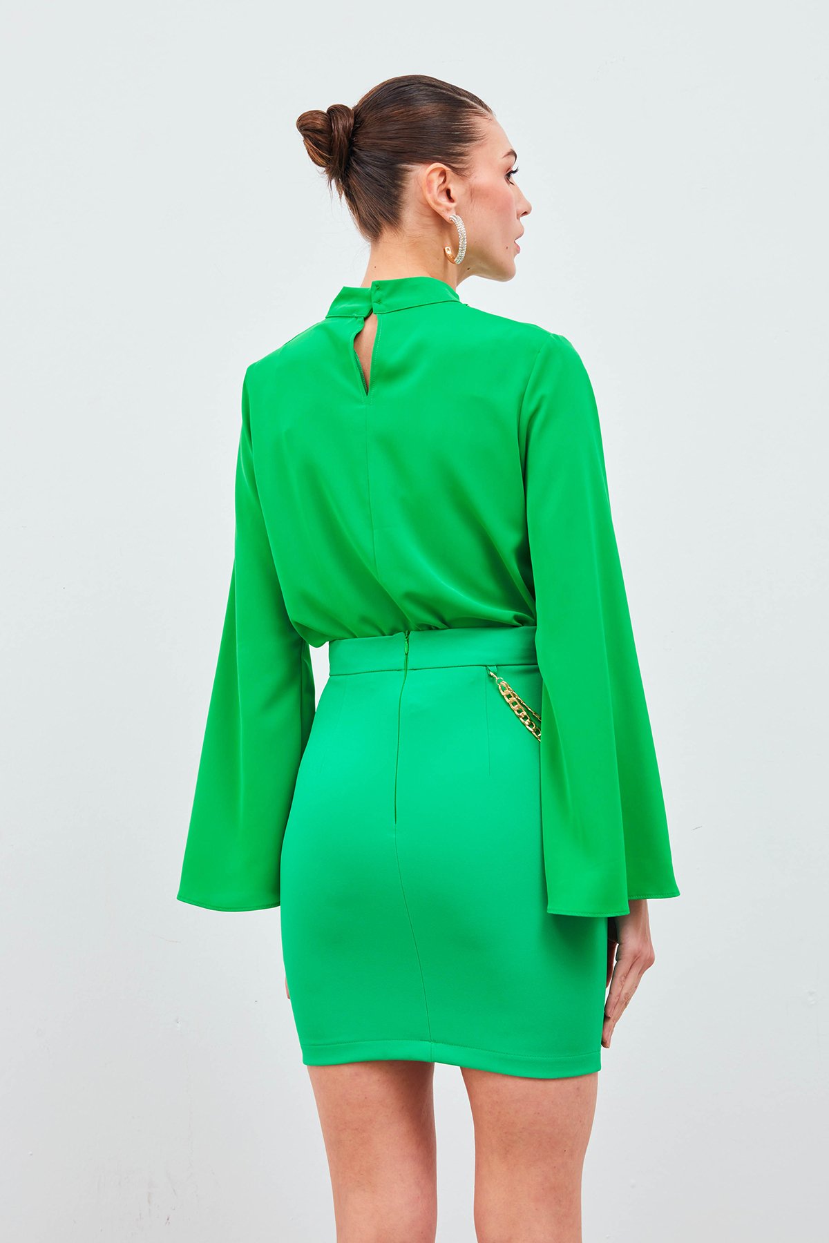 Zincir Aksesuarlı Mini Etek - YEŞİL