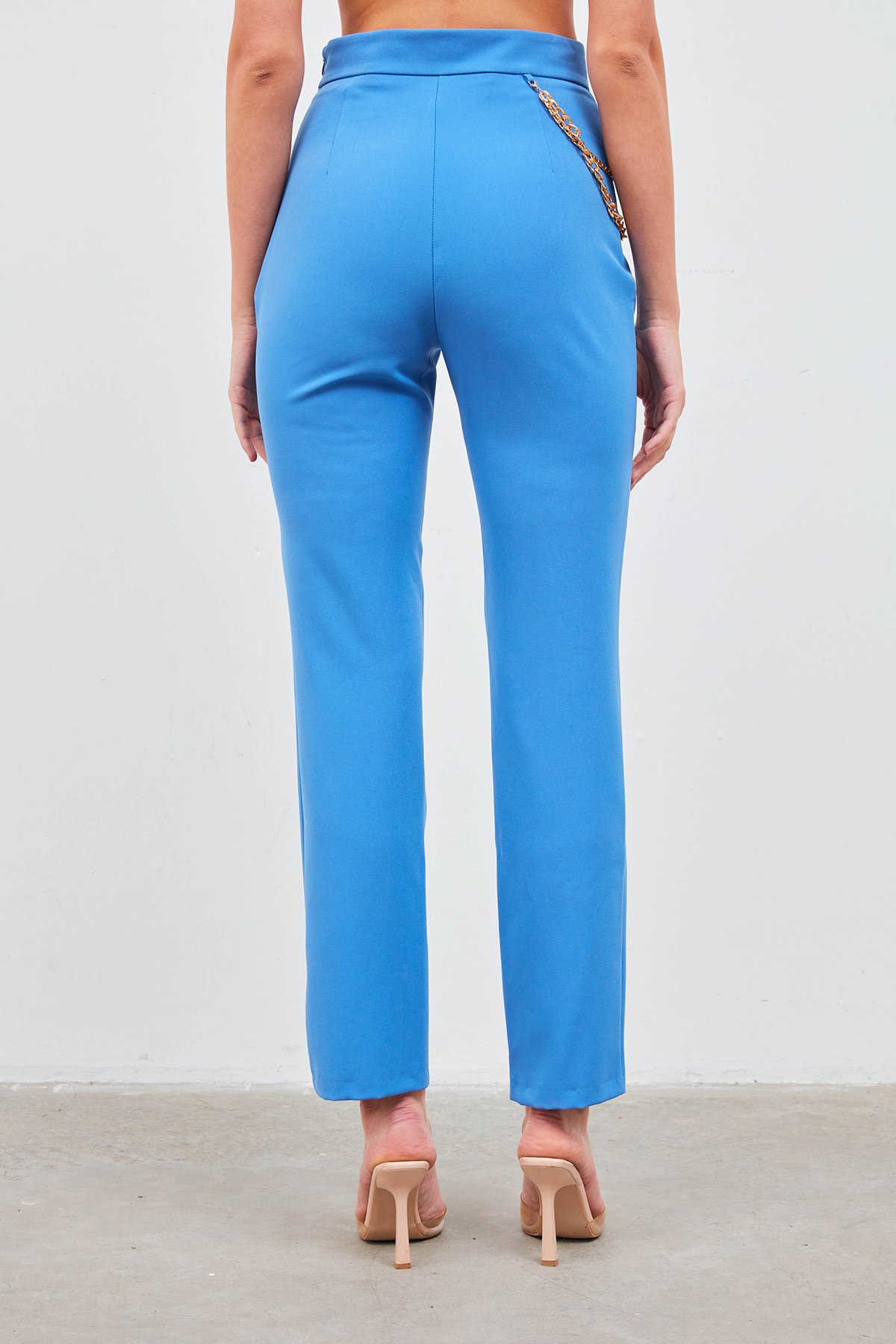 Zincir Aksesuarlı Pantolon - MAVİ
