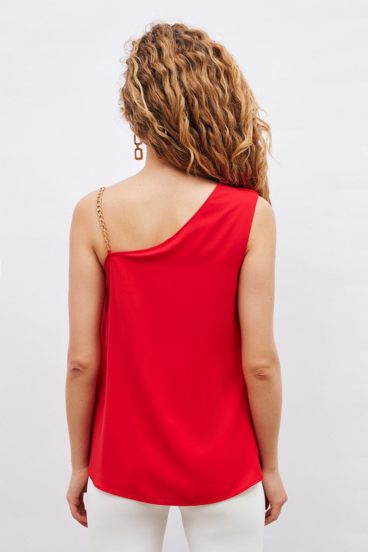 Zincir Askı Detaylı Bluz - KIRMIZI