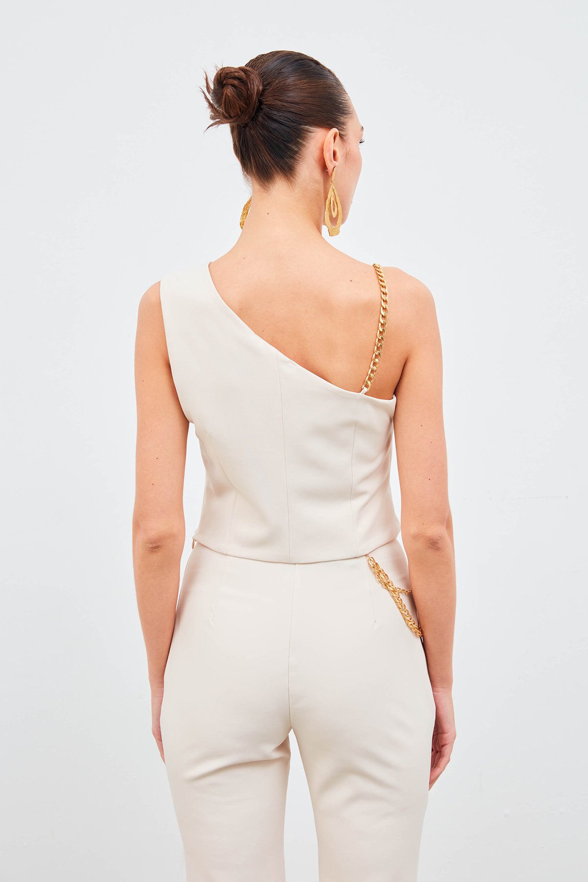Zincir Askı Detaylı Crop Bluz - BEJ