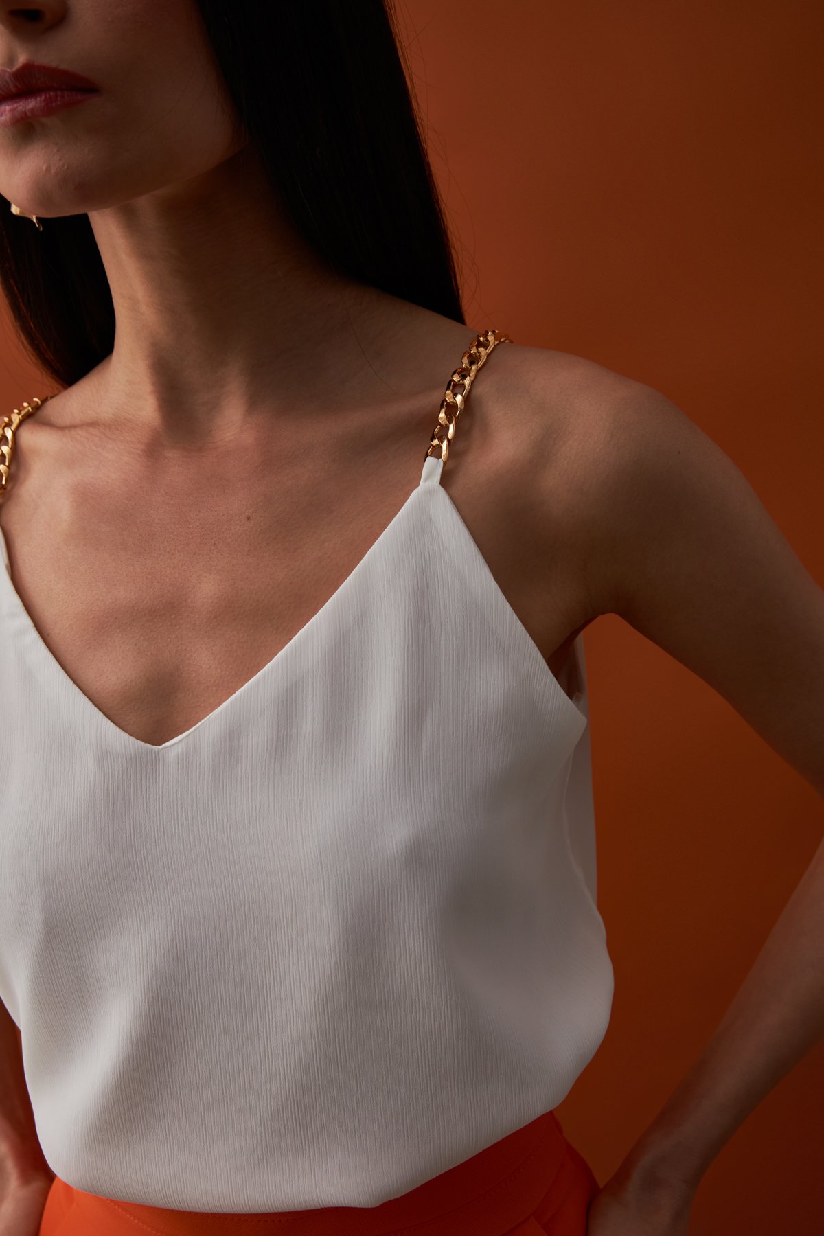 Zincir Askılı Salaş Bluz - EKRU