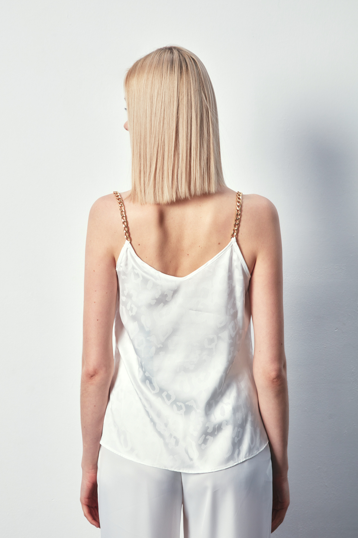 Zincir Askılı Saten Bluz - EKRU