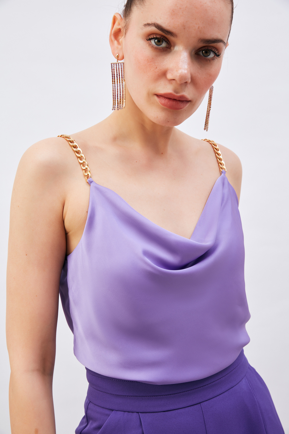 Zincir Askılı Saten Bluz - MOR