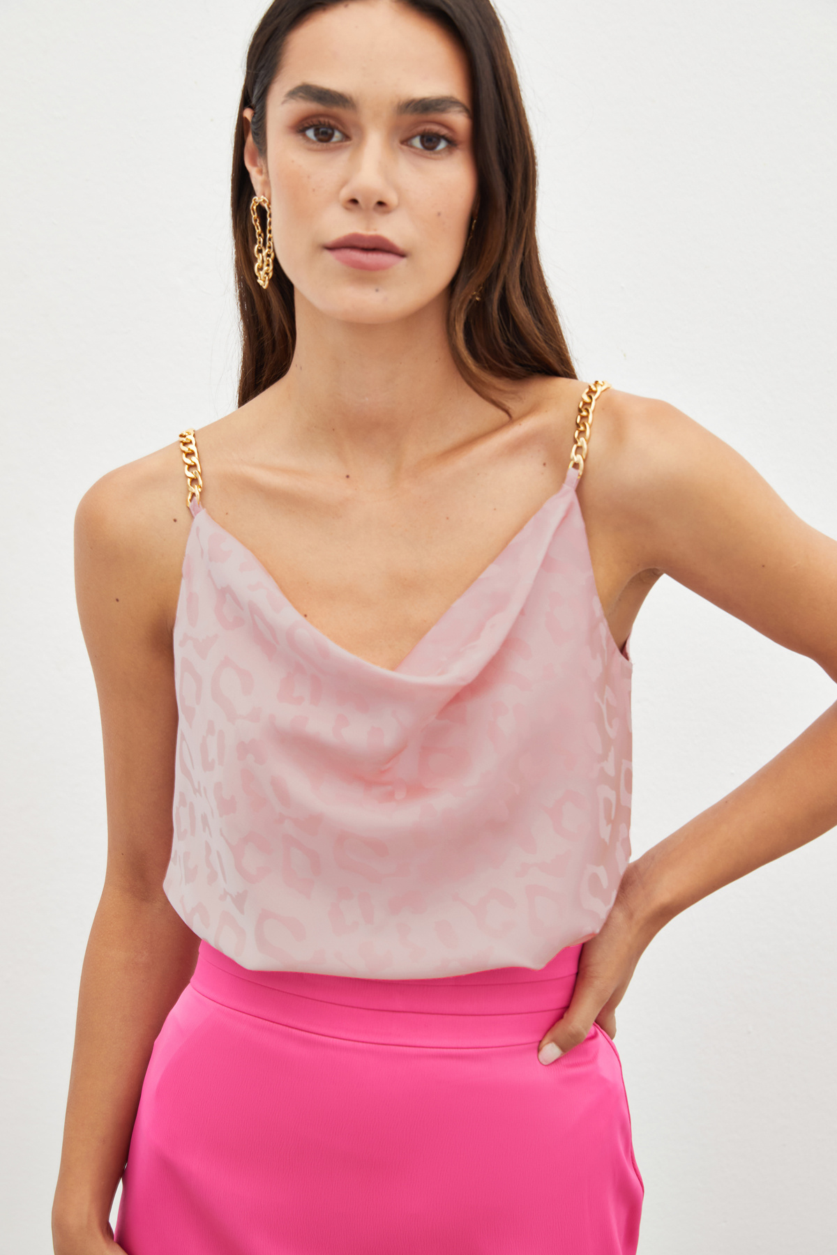 Zincir Askılı Saten Bluz - Pembe