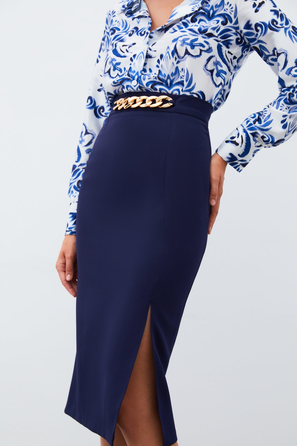 Chain Detailed Pencil Skirt - BLUE