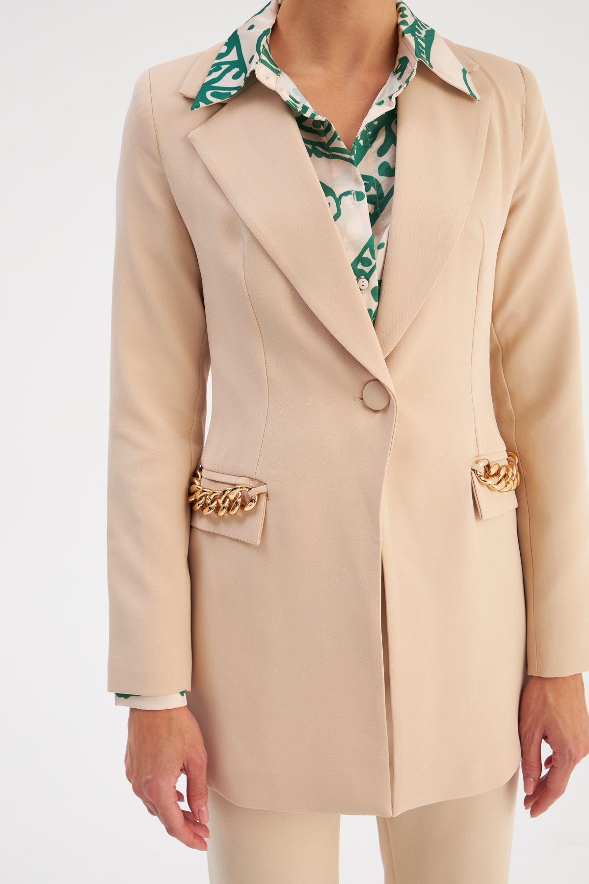 Zincir Detaylı Uzun Ceket - BEJ