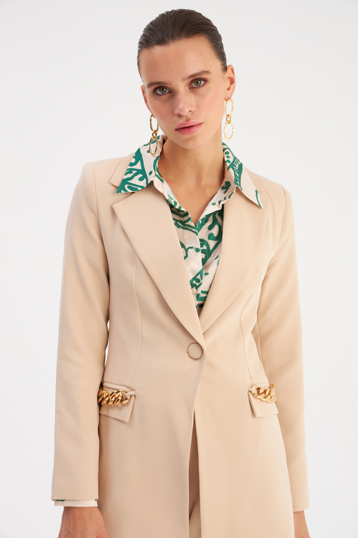 Zincir Detaylı Uzun Ceket - BEJ