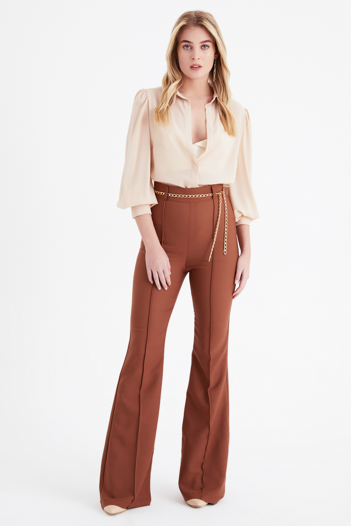 Chain belt flared trousers - BROWN