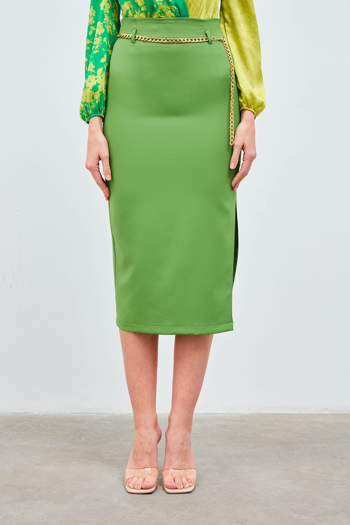 Chain Belt Pencil Skirt - LIGHT GREEN