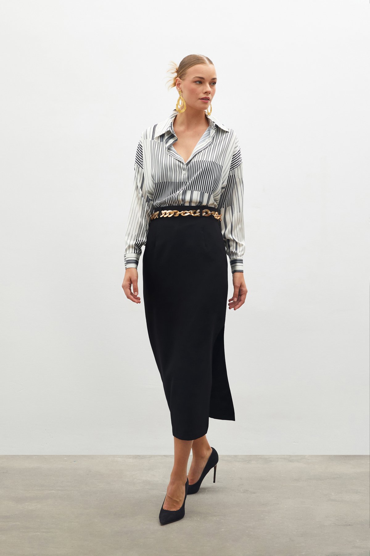 Zincir Kemerli Kalem Etek - SİYAH