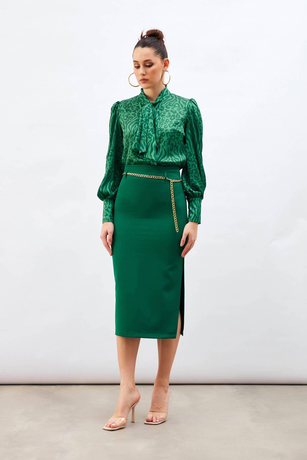 Zincir kemerli kalem etek - ZÜMRÜT