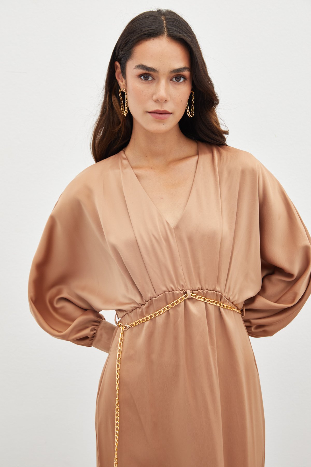 Chain Belt Satin Dress - CAMEL