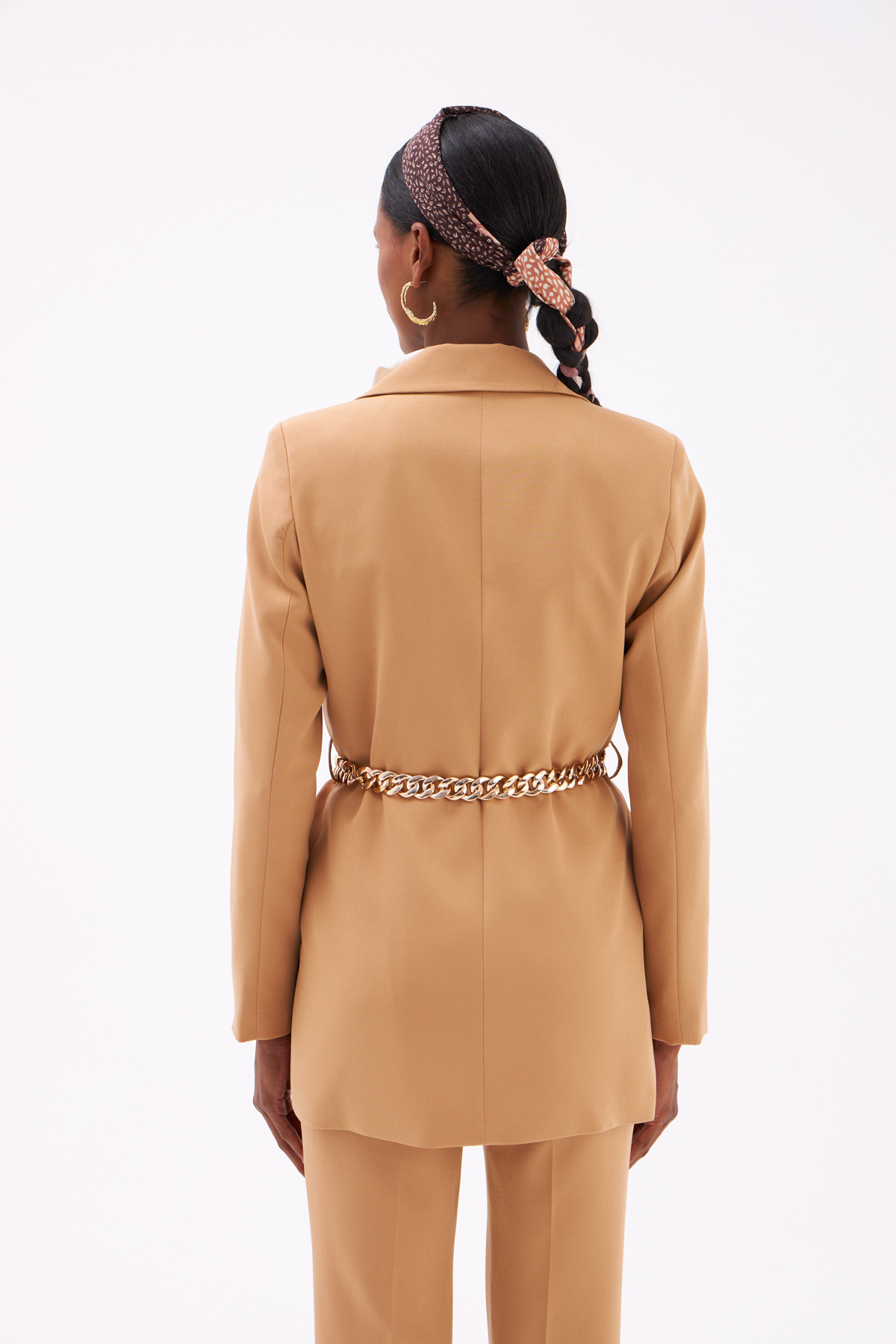 Zincir Kemerli Uzun Ceket - CAMEL