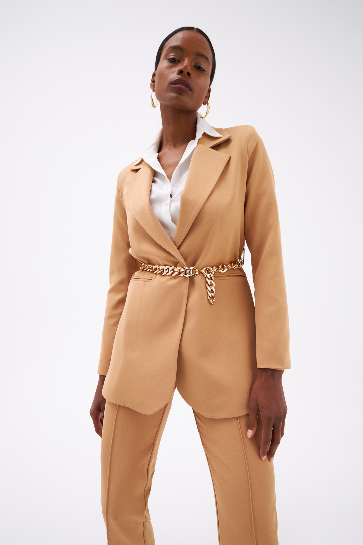 Zincir Kemerli Uzun Ceket - CAMEL