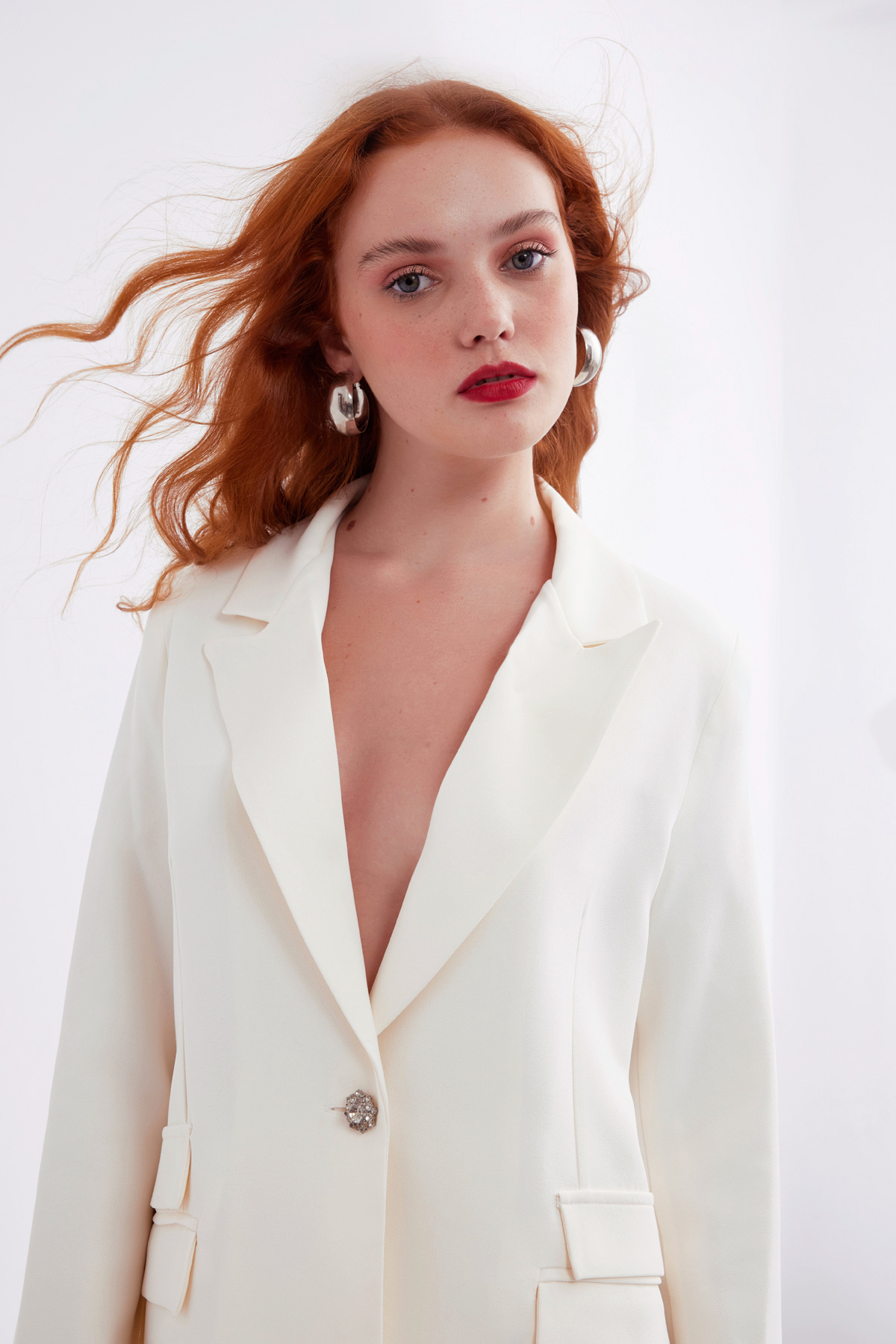 Zircon stone button shabby jacket - ECRU