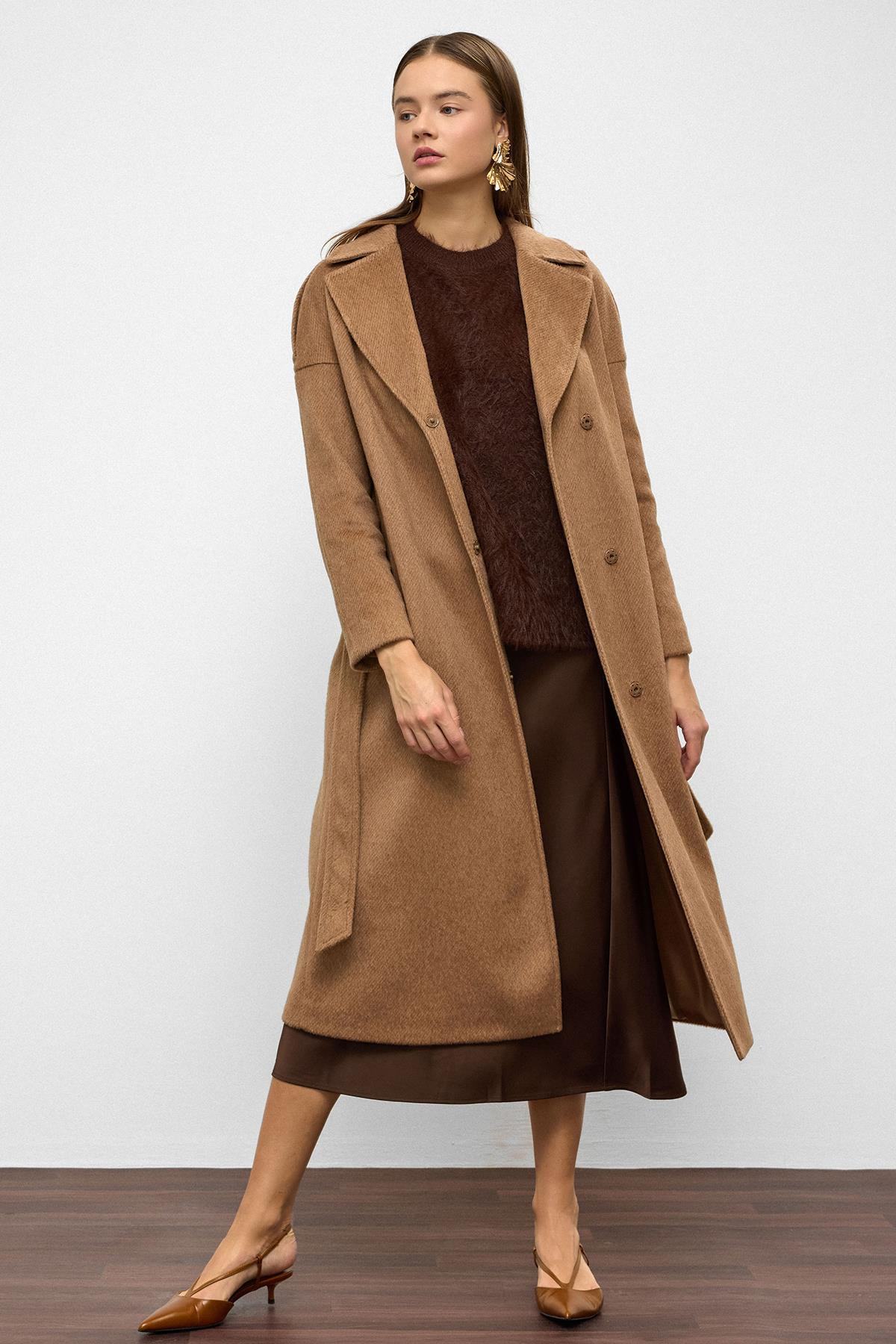 Oversized Mohair Coat with Epaulette Detail and Snap Closure CAMEL 3147