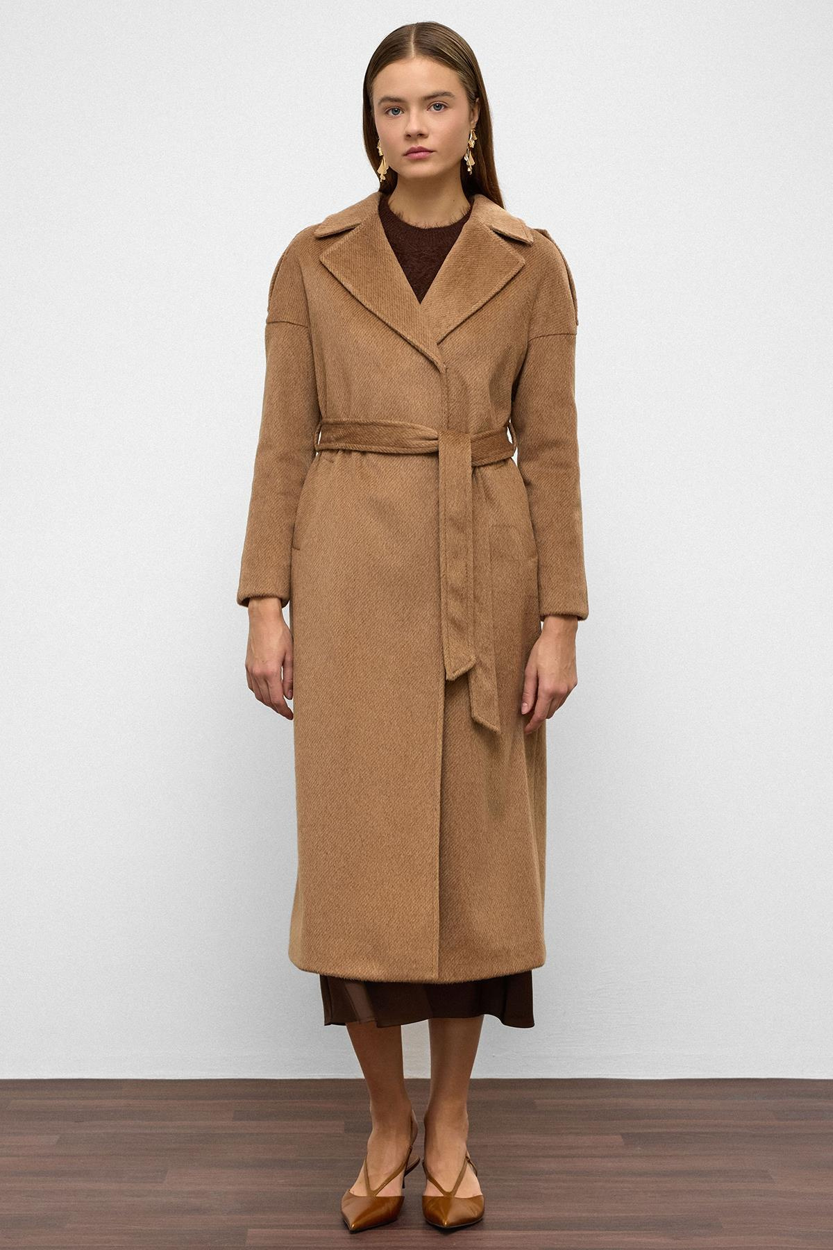 Oversized Mohair Coat with Epaulette Detail and Snap Closure CAMEL 3147
