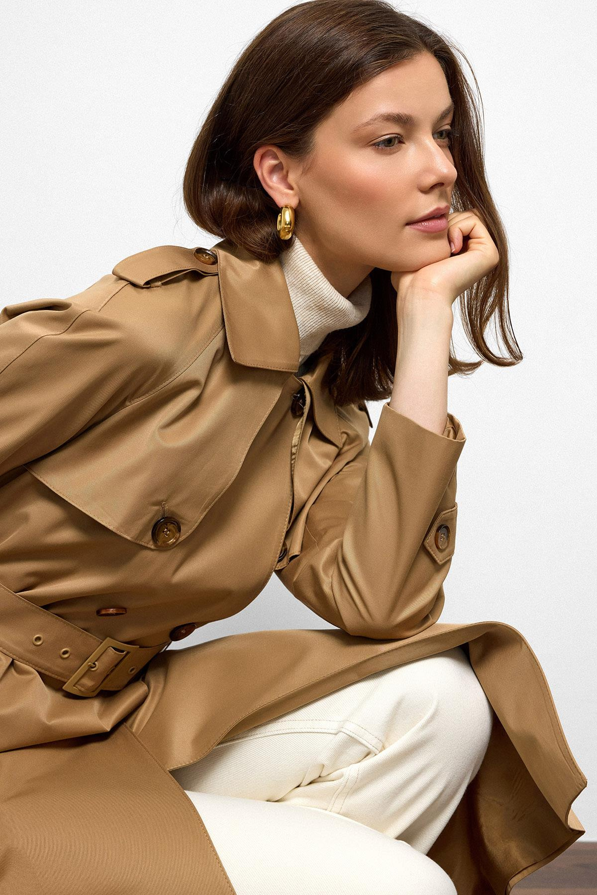 Raglan Sleeve Water Repellent Trench Coat with Epaulette and Cape Details K. KAMEL 6766