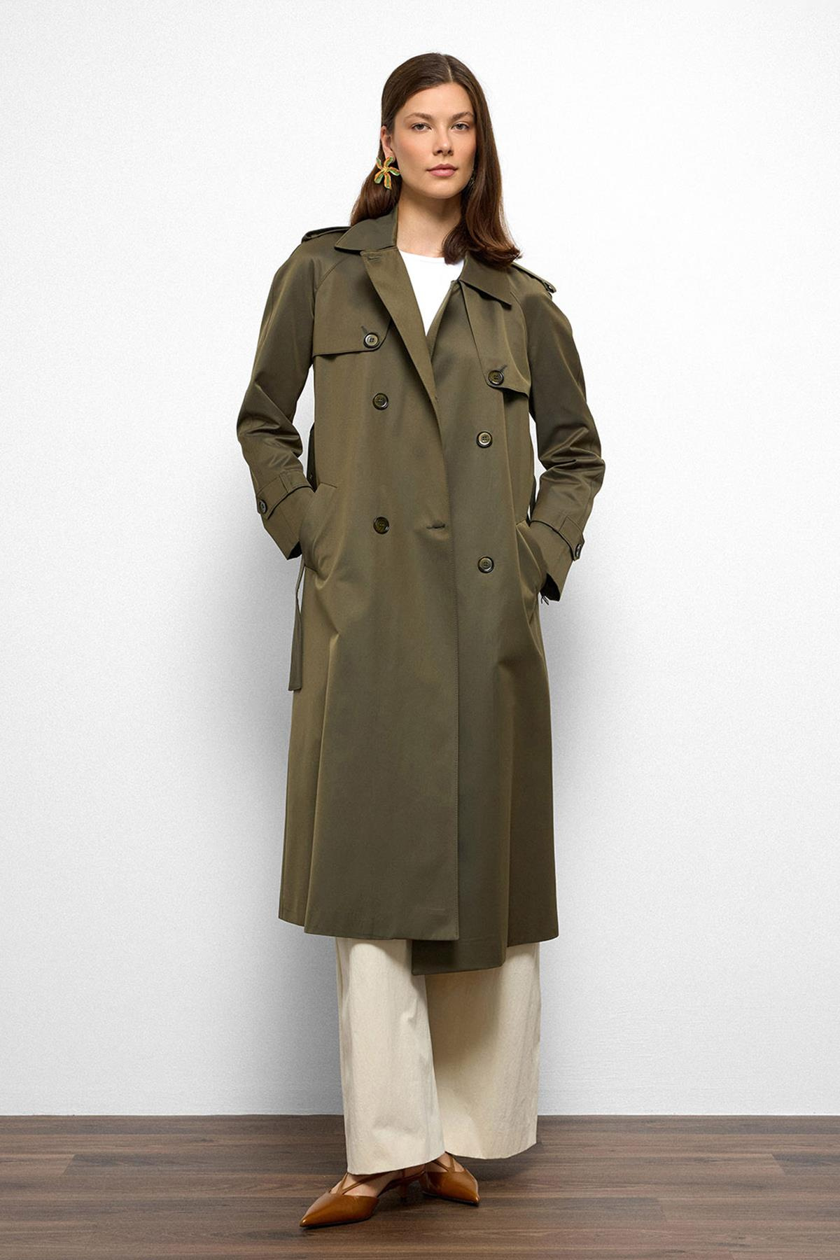 Raglan Sleeve Water Repellent Trench Coat with Epaulette and Cape Details A.HAKİ 6766