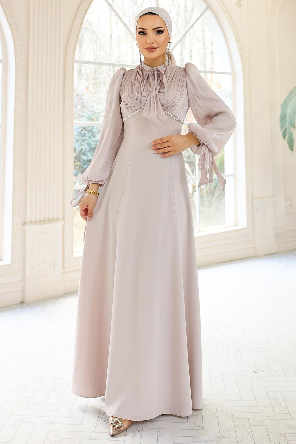 Bağcık ve İnci Detaylı Yoryo İpek Krep Kombinli Tesettür Abiye Elbise TAŞ 1685