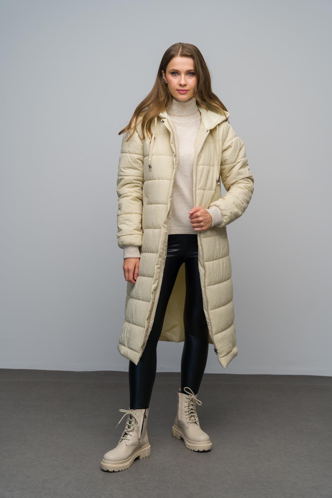 Long Quilted Coat with Hooded Ribbed Sleeves and Zipper Closure IVORY 6626