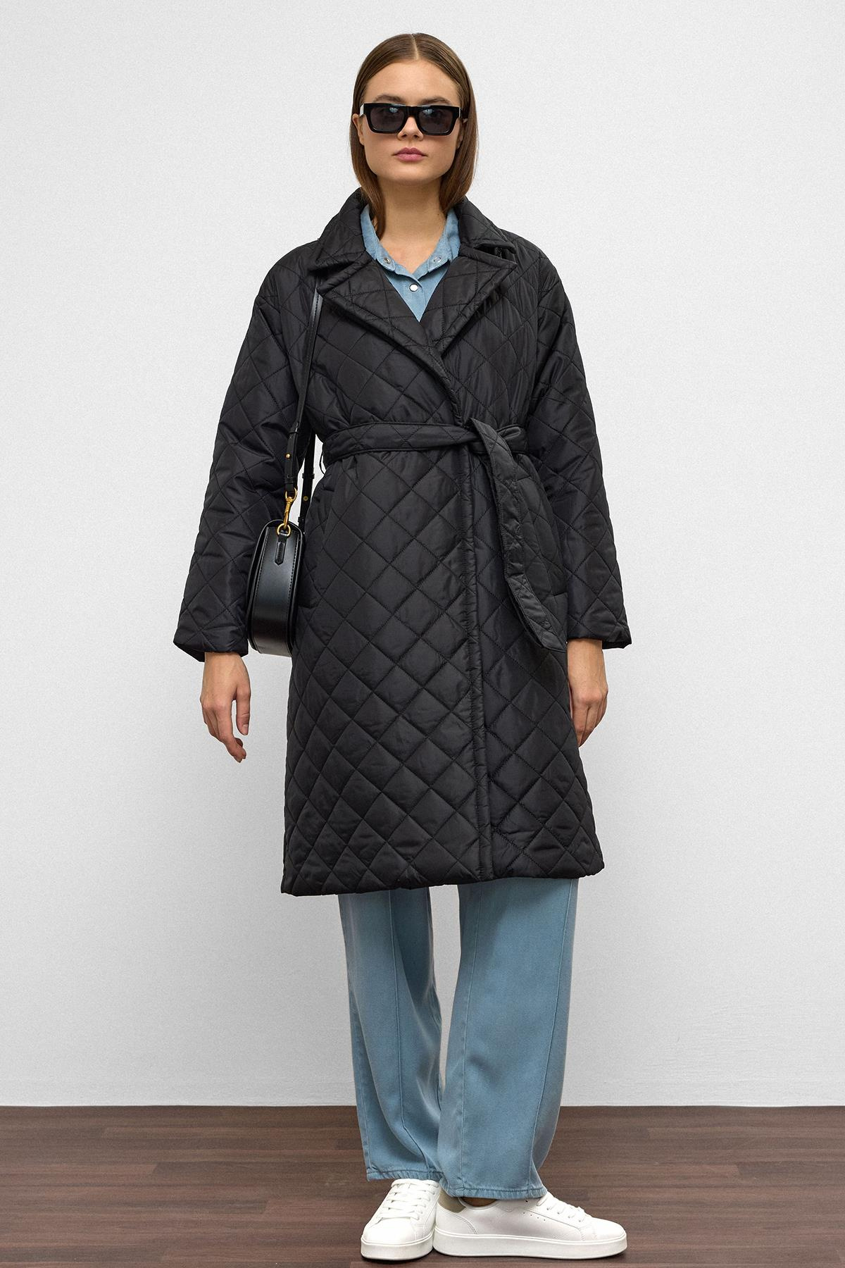 معطف مبطن مزدوج الصدر مع قفل كبس وربطة خصر أسود 6786