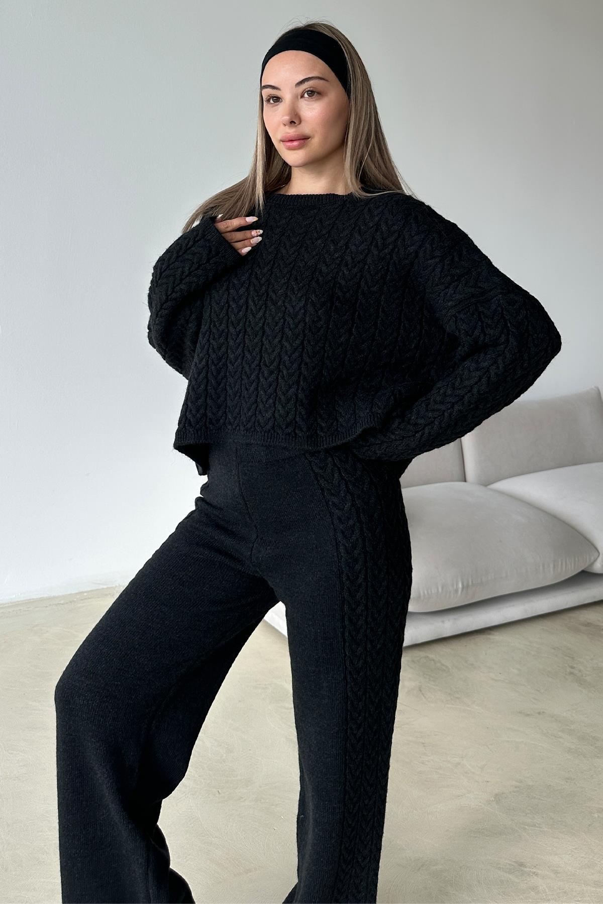 Crew Neck Hair Knit Sweater Suit BLACK 9369-TK