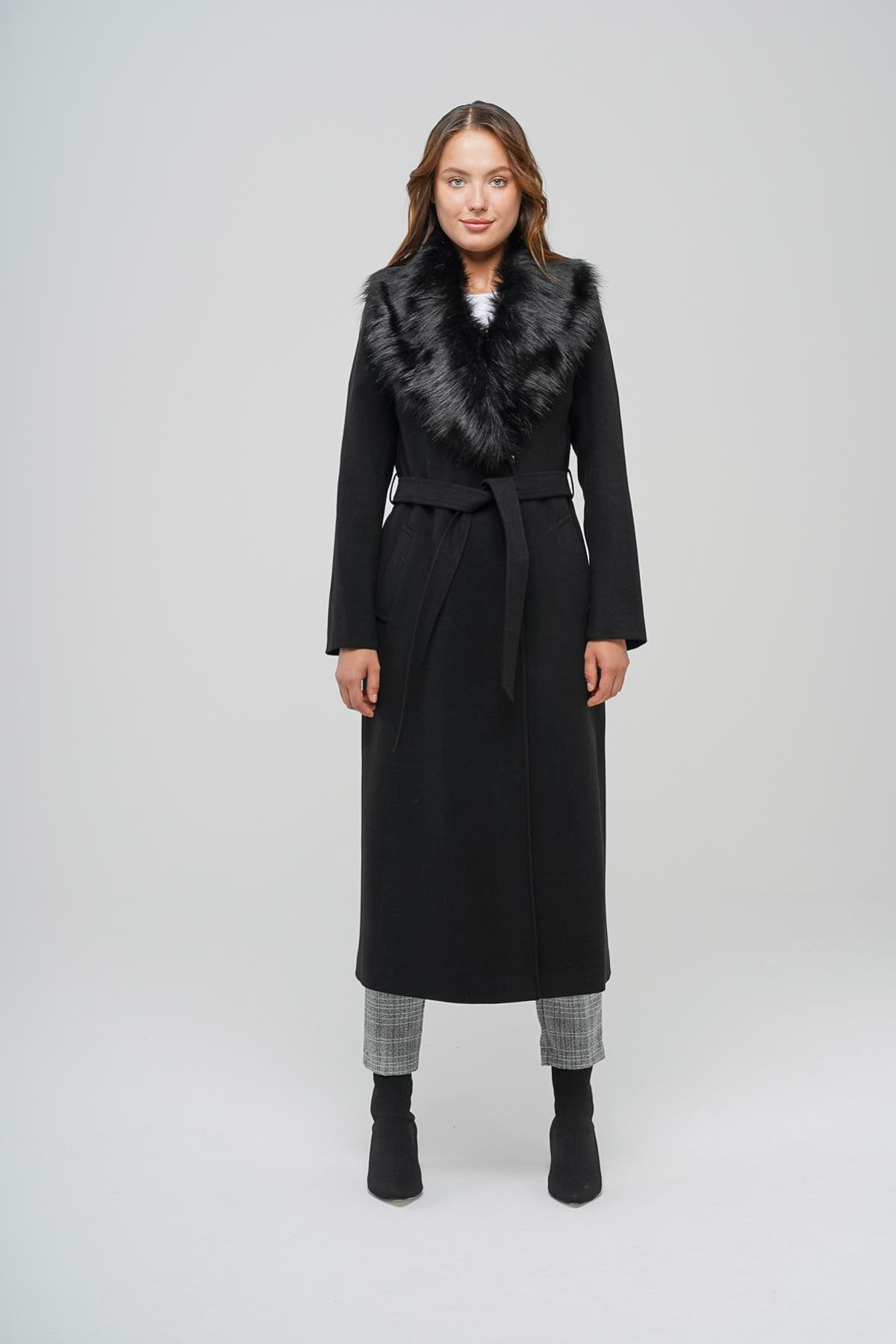 Detachable Fur-Lined Long Coat with Waist Tie BLACK 3804