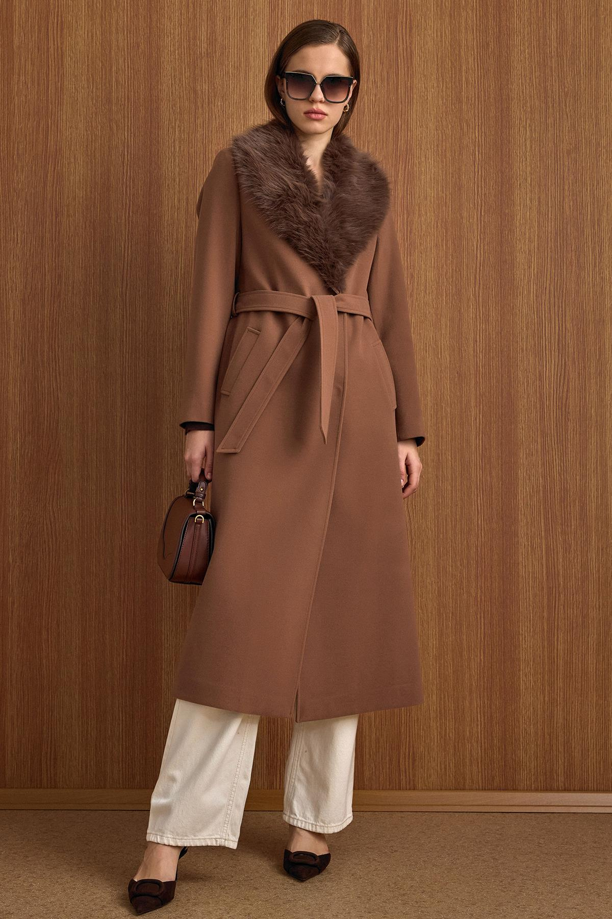 Detachable Fur-Lined Long Coat with Waist Tie CAMEL 3804