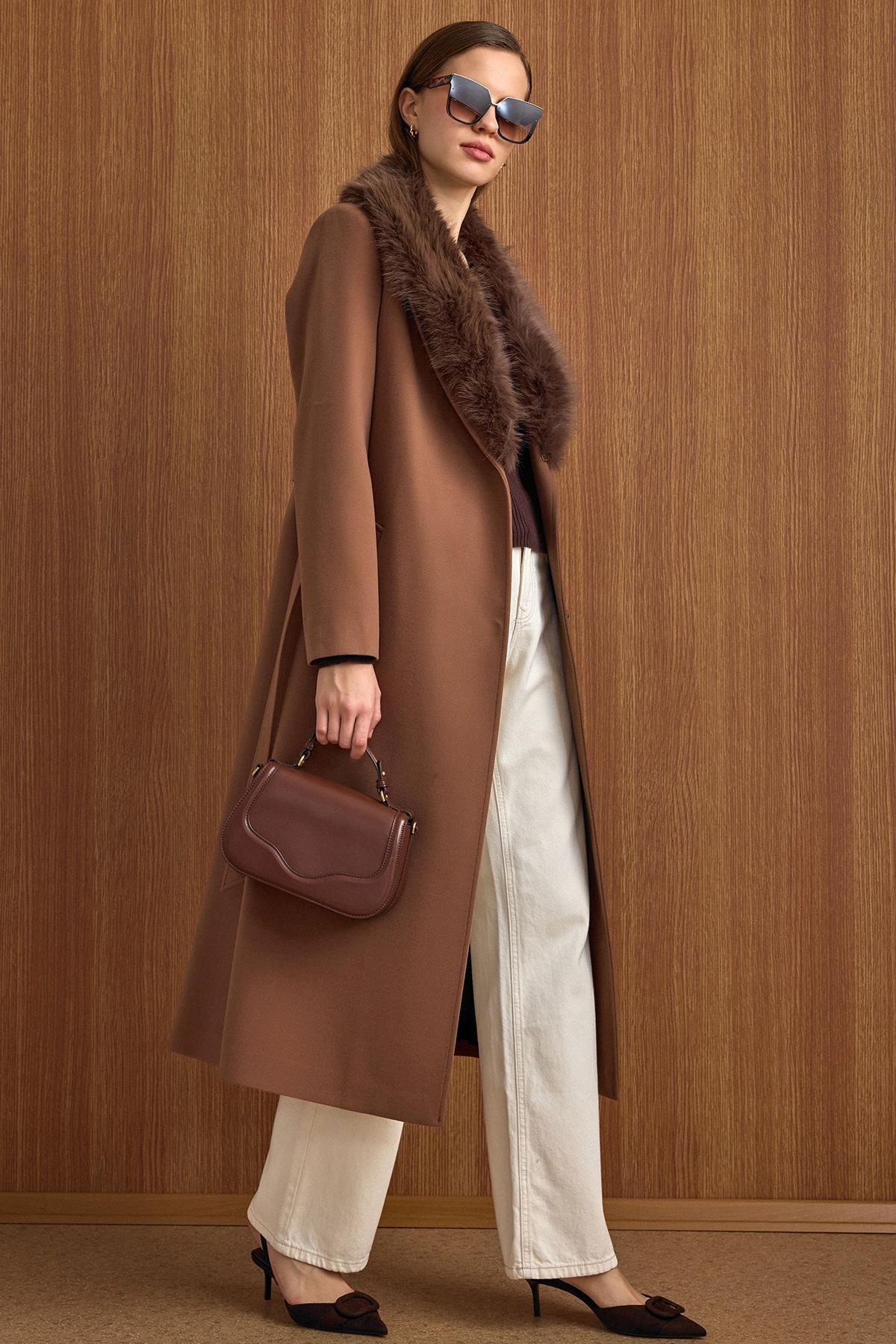 Detachable Fur-Lined Long Coat with Waist Tie CAMEL 3804